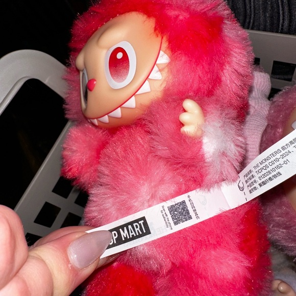 Love Labubu - Picture 5 of 5